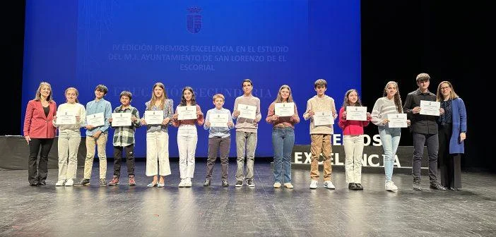 Premios-a-la-excelencia-en-el-Estudio-San-Lorenzo-202422-702x336